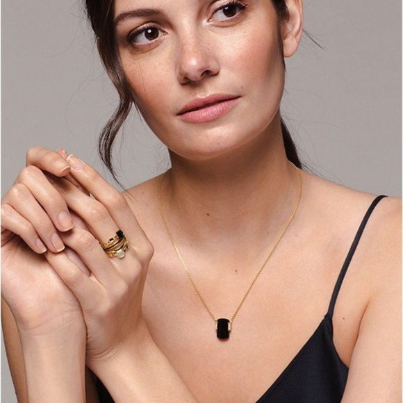 🎁 MICHAEL KORS 14K Gold/Onyx Necklace - Picture 2 of 3